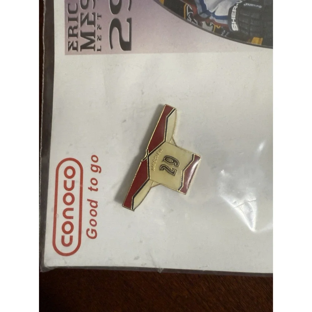 Vtg 2002 Eric‎ Messier #29 Colorado Avalanche Conoco Promo Jersey Pin